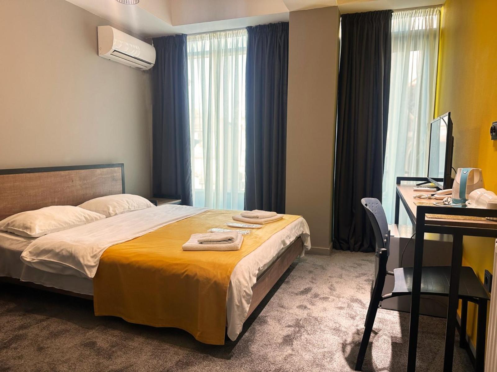 Diuma Hotel Tbilissi Extérieur photo