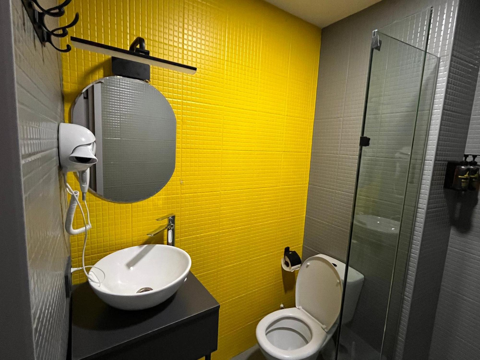 Diuma Hotel Tbilissi Extérieur photo
