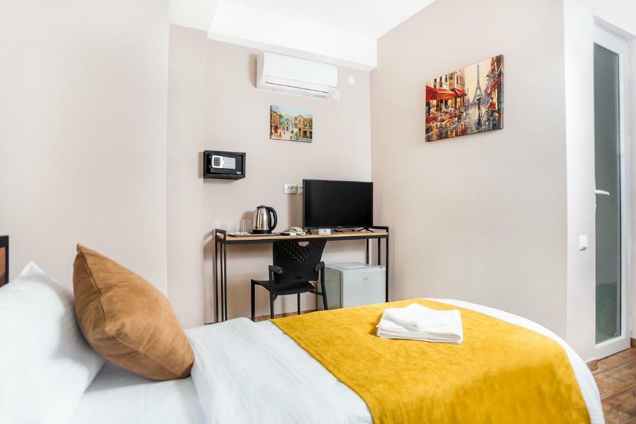 Diuma Hotel Tbilissi Extérieur photo